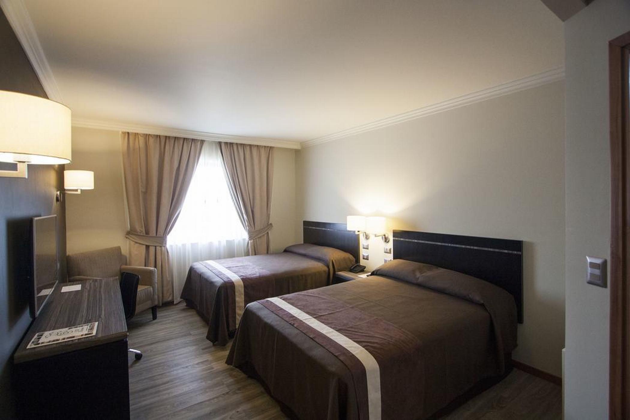 Hotel Diego De Almagro Osorno Buitenkant foto