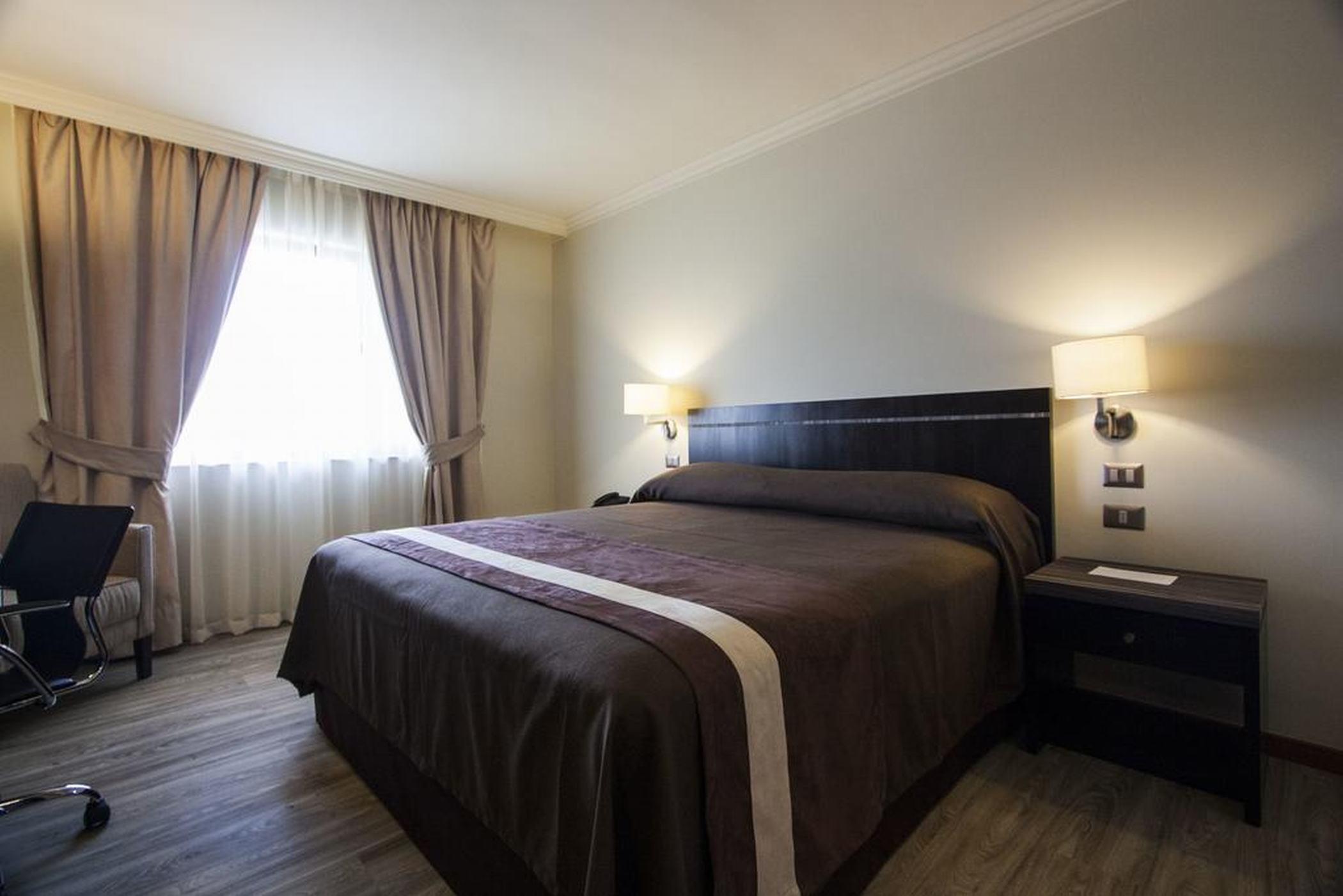 Hotel Diego De Almagro Osorno Buitenkant foto