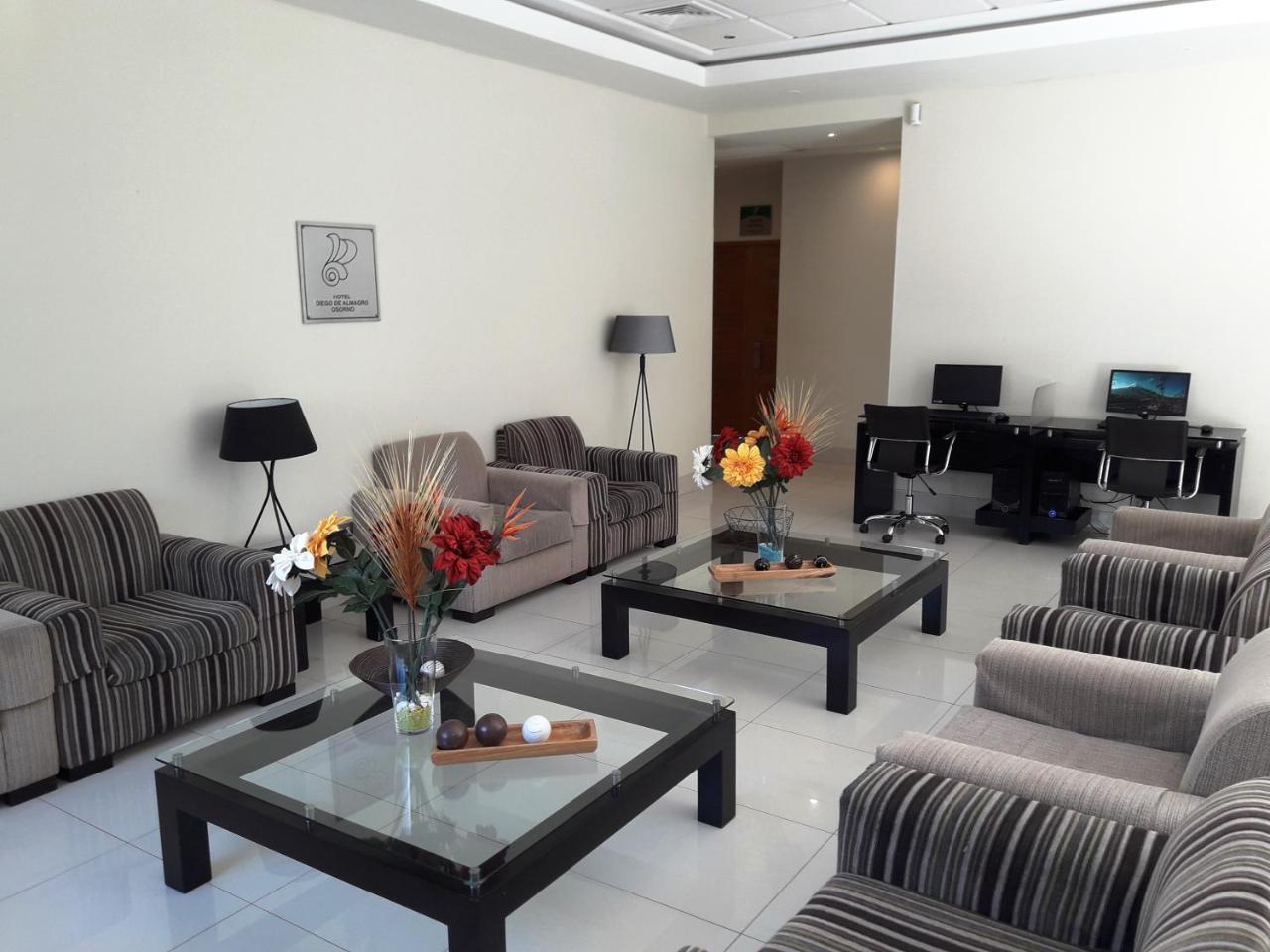 Hotel Diego De Almagro Osorno Buitenkant foto